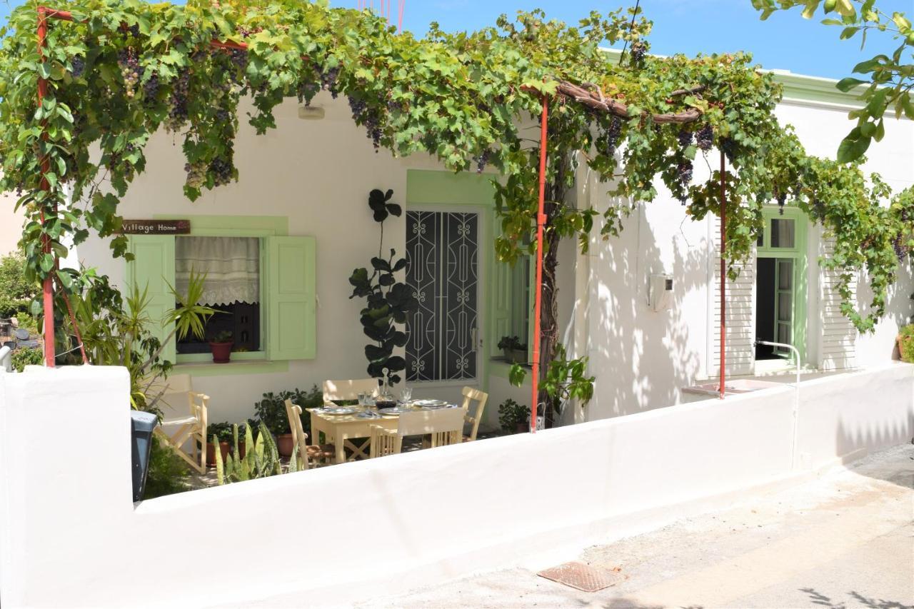 Village Home In Paradeísion Exterior foto